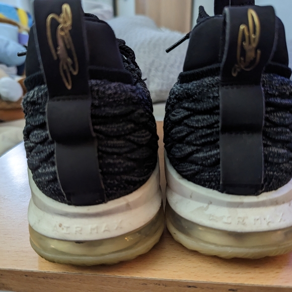Nike LeBron 15 Low Men's size 8.5 - Picture 3 of 7